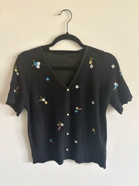 Dazy Black Knit Short-Sleeve Cardigan with Pearl Buttons